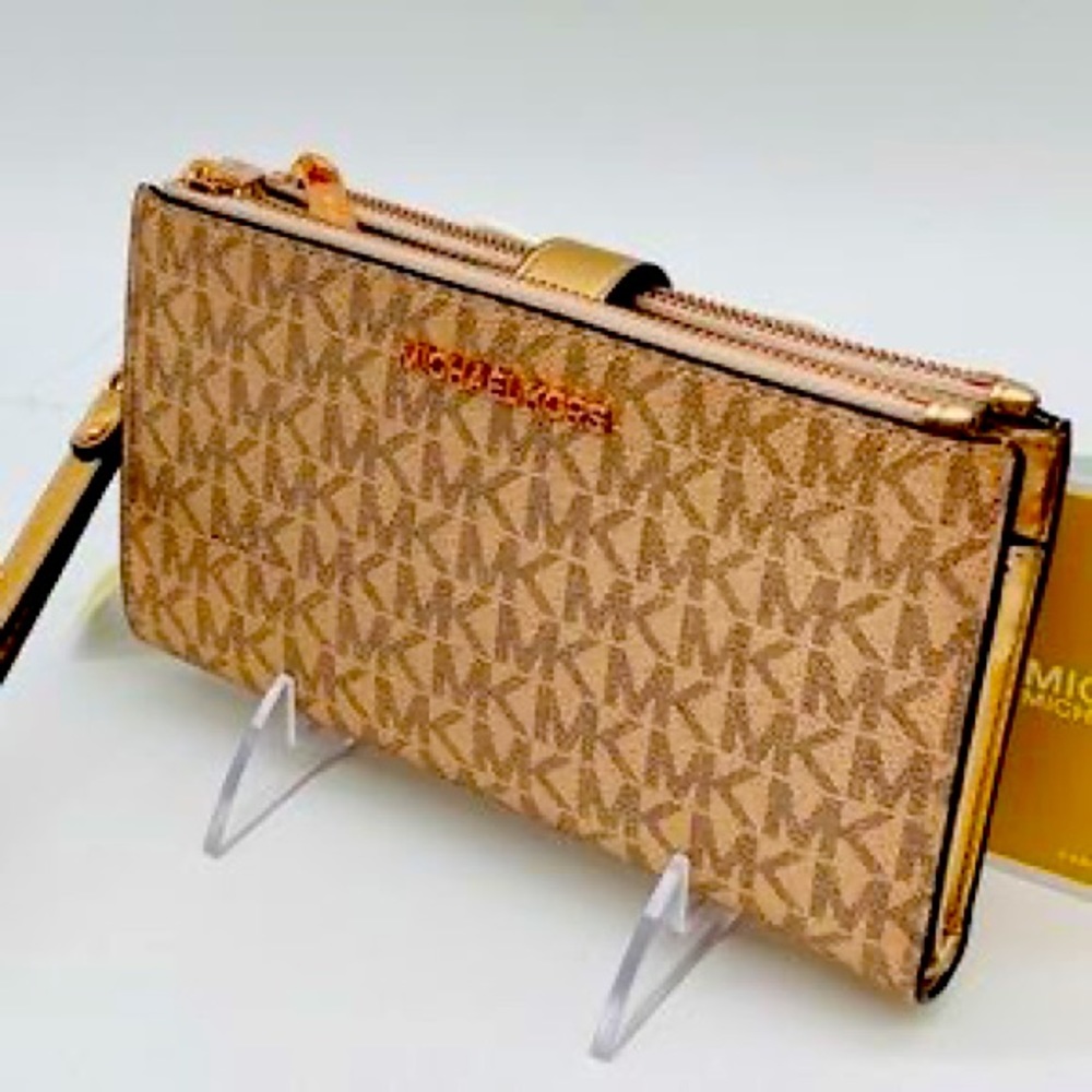 Rose Gold Michael Kors Wallet